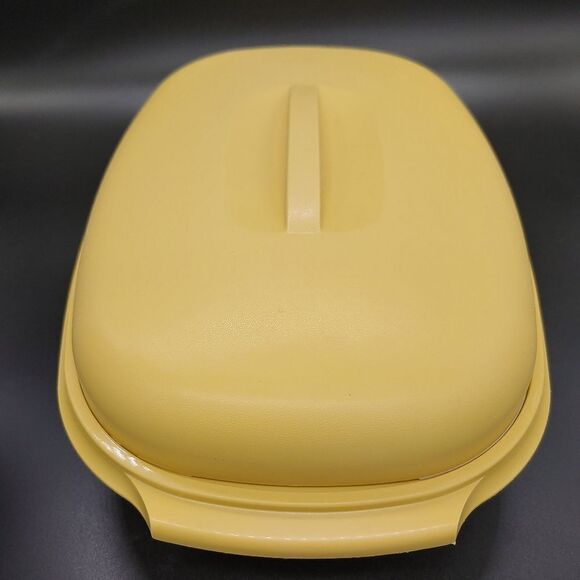 Vintage Tupperware Covered Steamer - Picture 1 of 7
